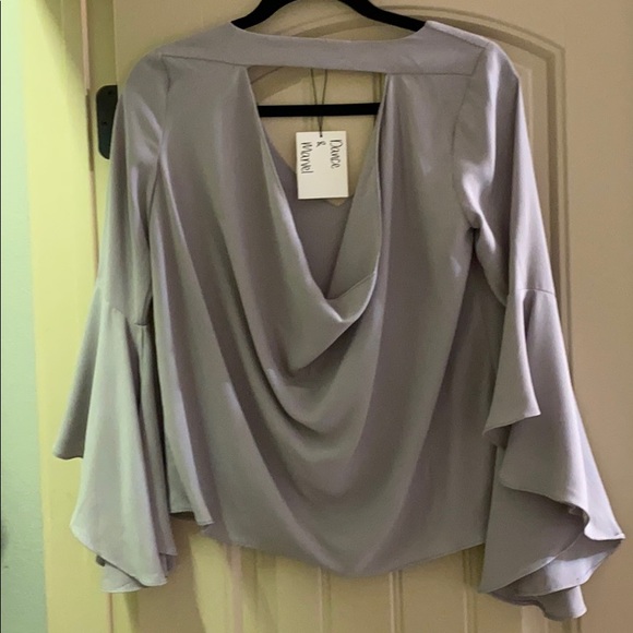 Grey bell sleeve blouse - Picture 2 of 4